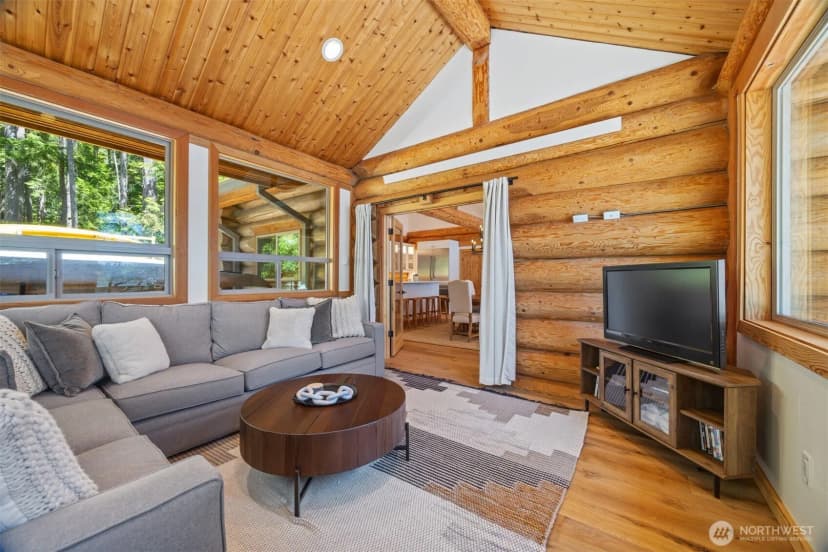 Property photo for 40 Driftwood Shores, Henry Island photo 18