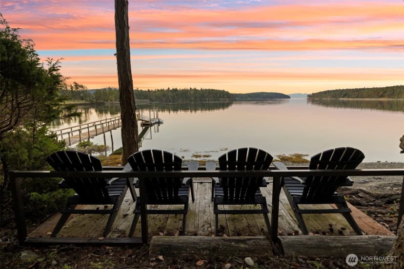 Property photo for 40 Driftwood Shores, Henry Island photo 5