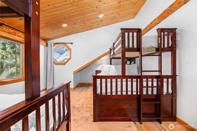 Property photo for 40 Driftwood Shores, Henry Island photo 29