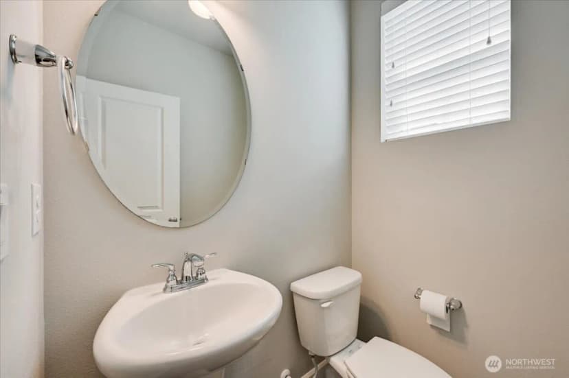 Property photo for 16311 5th Drive Se, Bothell photo 8
