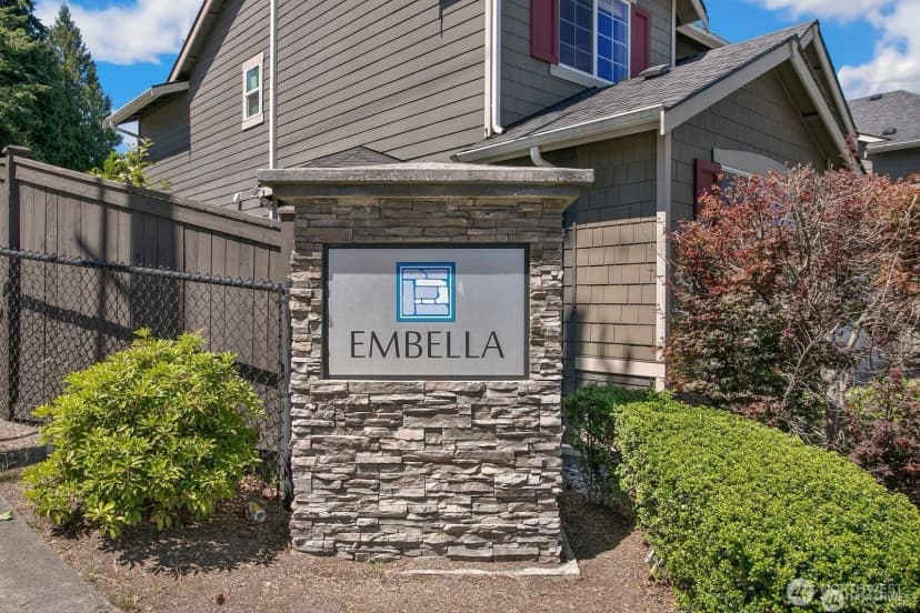 Property photo for 16311 5th Drive Se, Bothell photo 30