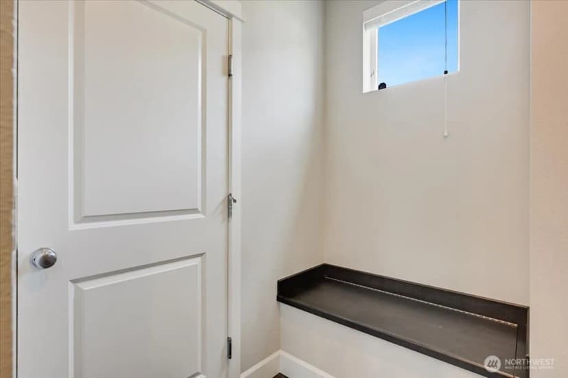 Property photo for 16311 5th Drive Se, Bothell photo 13