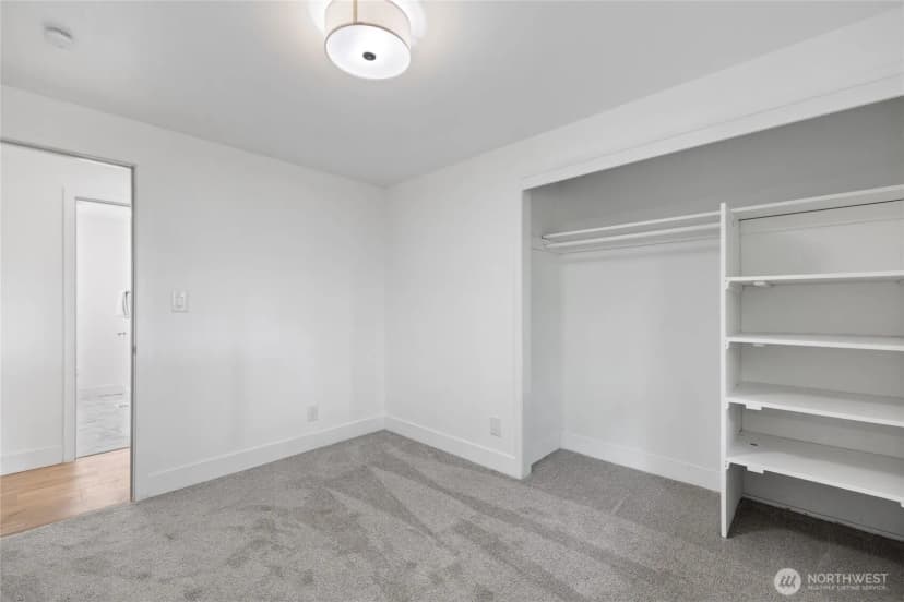 Property photo for 824 Sw 301st Pl, Federal Way photo 14