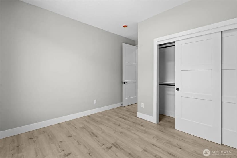 Property photo for 701 Shoreview Drive N, Long Beach photo 10