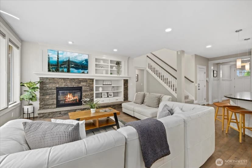 Property photo for 8132 Ne 117th Place, Kirkland photo 16
