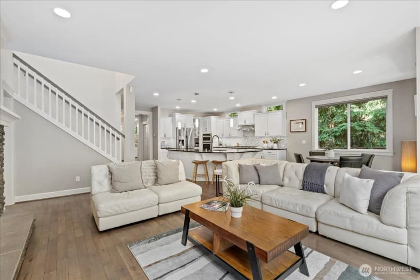 Property photo for 8132 Ne 117th Place, Kirkland photo 17