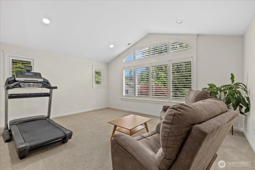 Property photo for 8132 Ne 117th Place, Kirkland photo 25