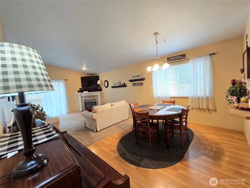 Property photo for 24320 226th Avenue Se, Maple Valley photo 5