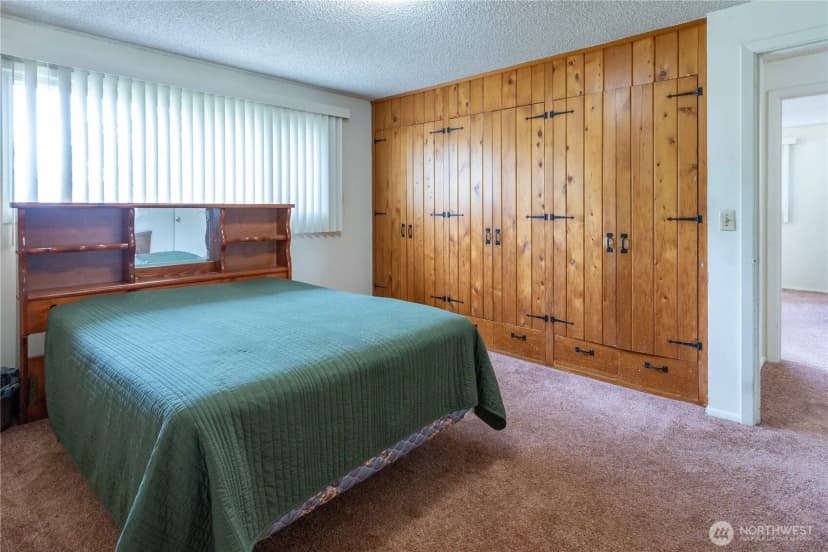 Property photo for 1662 Ne 5th Avenue, Oak Harbor photo 15
