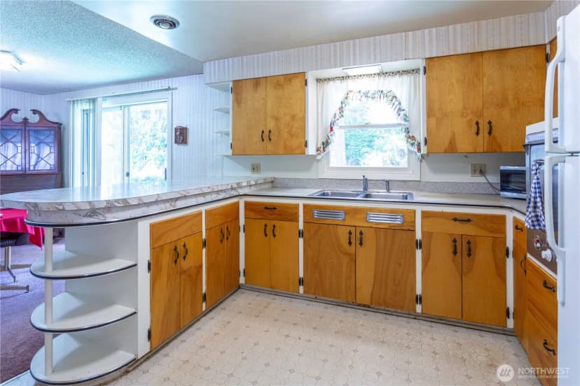 Property photo for 1662 Ne 5th Avenue, Oak Harbor photo 12