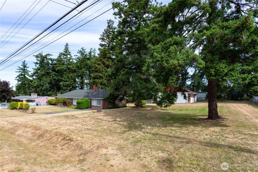 Property photo for 1662 Ne 5th Avenue, Oak Harbor photo 35
