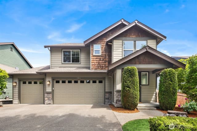Property photo for 154 Hoquiam Avenue Ne, Renton