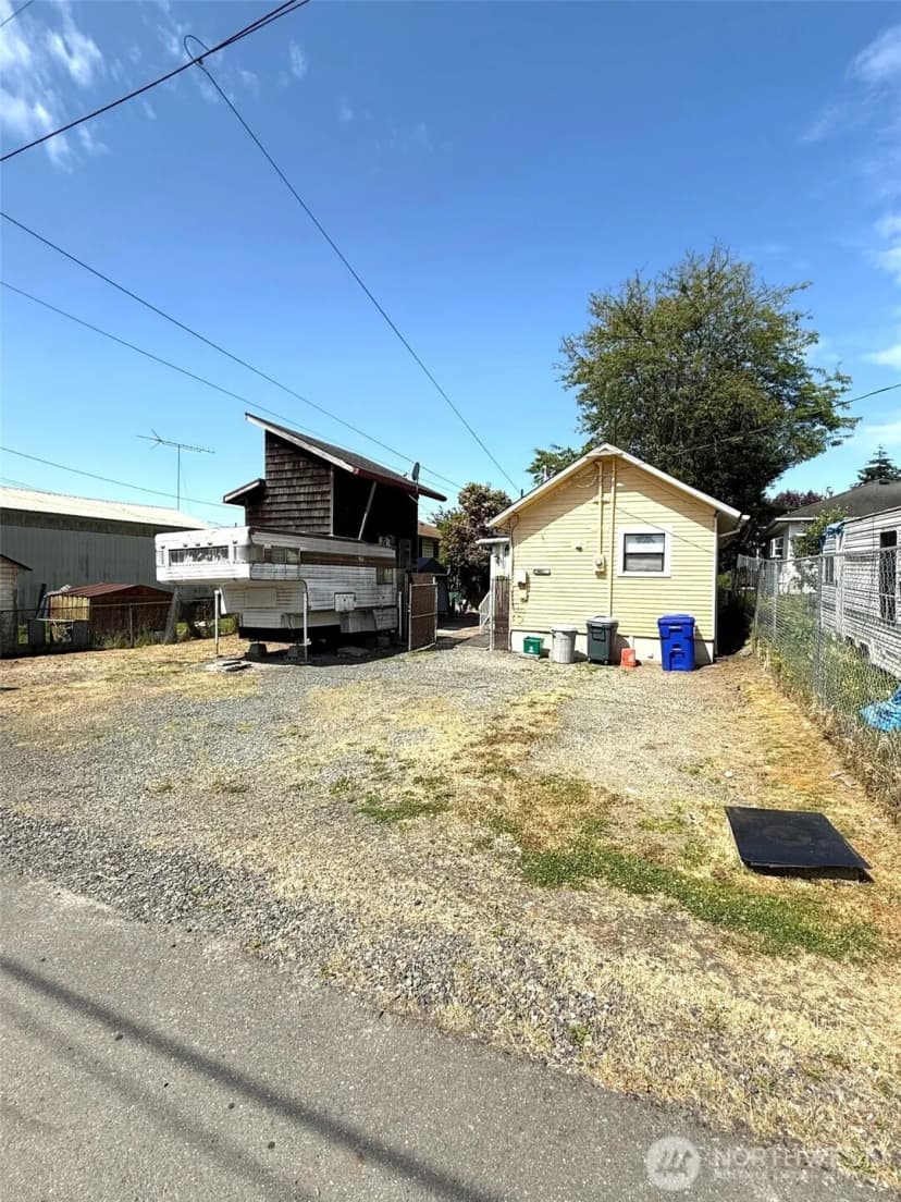 Property photo for 2521 Walnut Street, Everett photo 13