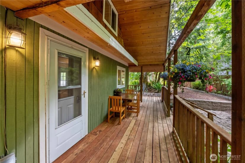 Property photo for 50739 Se Enumclaw-chinook Pass Road, Greenwater photo 5