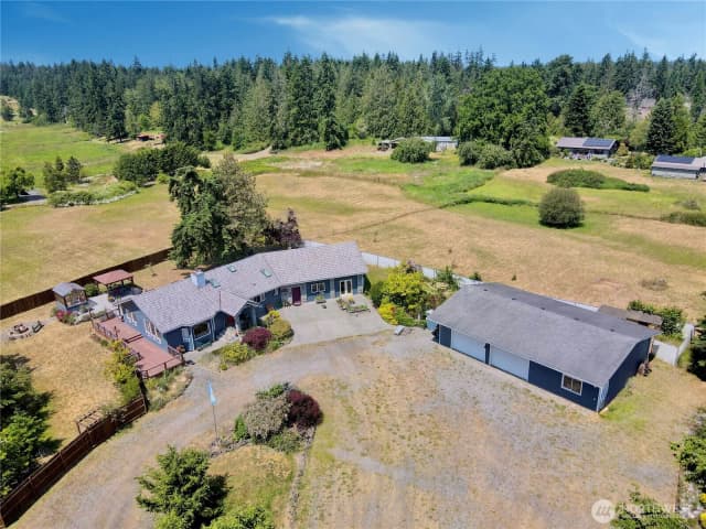 Property photo for 10 Davenhill Lane, Sequim