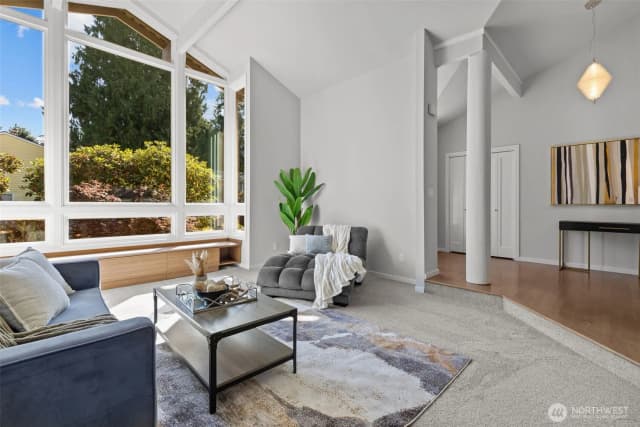 Property photo for 9120 Se 46th Street, Mercer Island photo 3