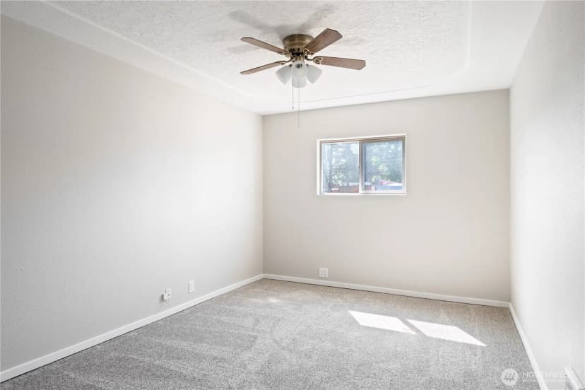 Property photo for 904 N 7th Avenue, Kelso photo 17