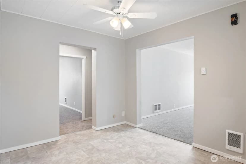 Property photo for 904 N 7th Avenue, Kelso photo 6