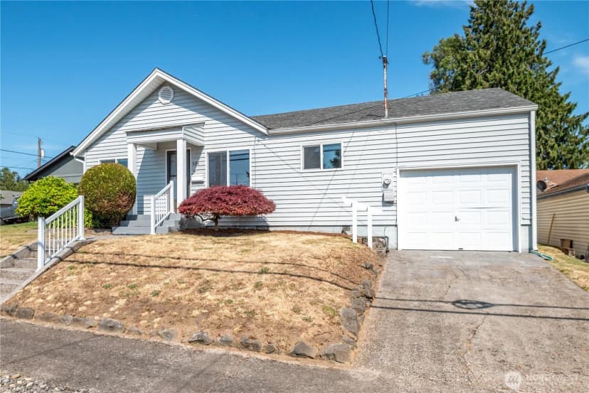 Property photo for 904 N 7th Avenue, Kelso photo 2