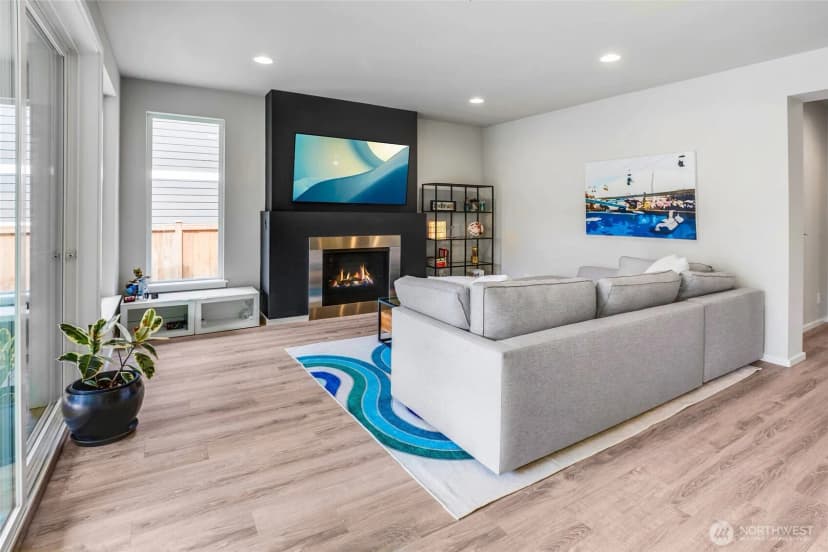 Property photo for 33025 Evergreen Avenue Se, Black Diamond photo 9