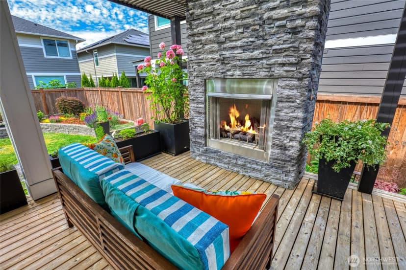Property photo for 33025 Evergreen Avenue Se, Black Diamond photo 12