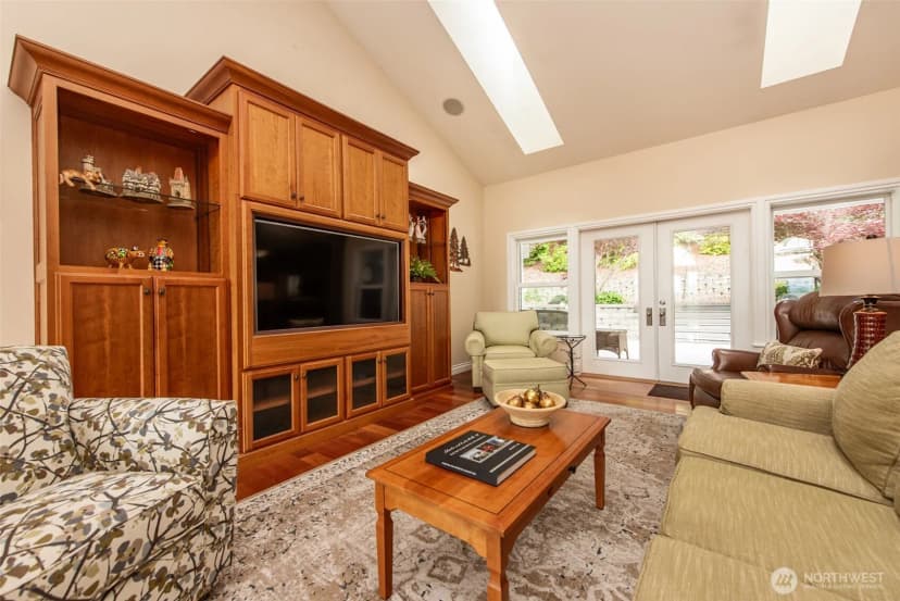 Property photo for 1483 Fox Hollow Road, Sequim photo 8