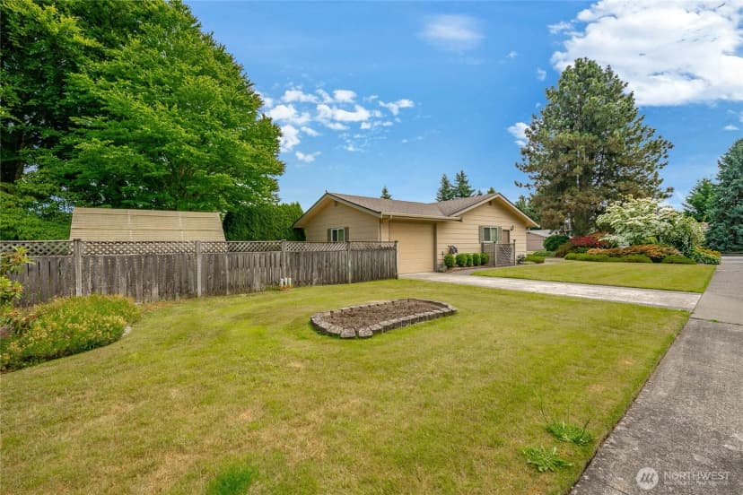 Property photo for 1021 Garden Drive, Lynden photo 25