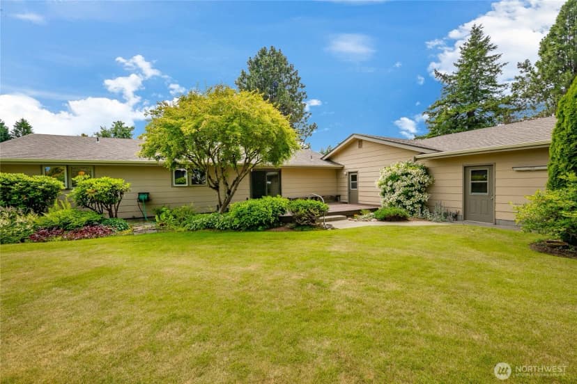 Property photo for 1021 Garden Drive, Lynden photo 40
