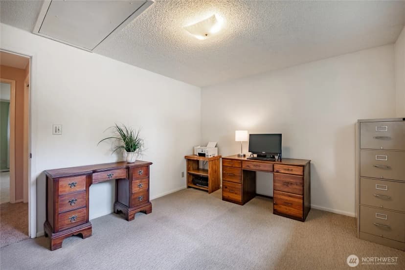 Property photo for 1021 Garden Drive, Lynden photo 18
