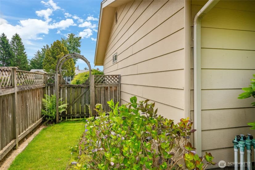 Property photo for 1021 Garden Drive, Lynden photo 29