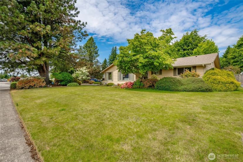 Property photo for 1021 Garden Drive, Lynden photo 20