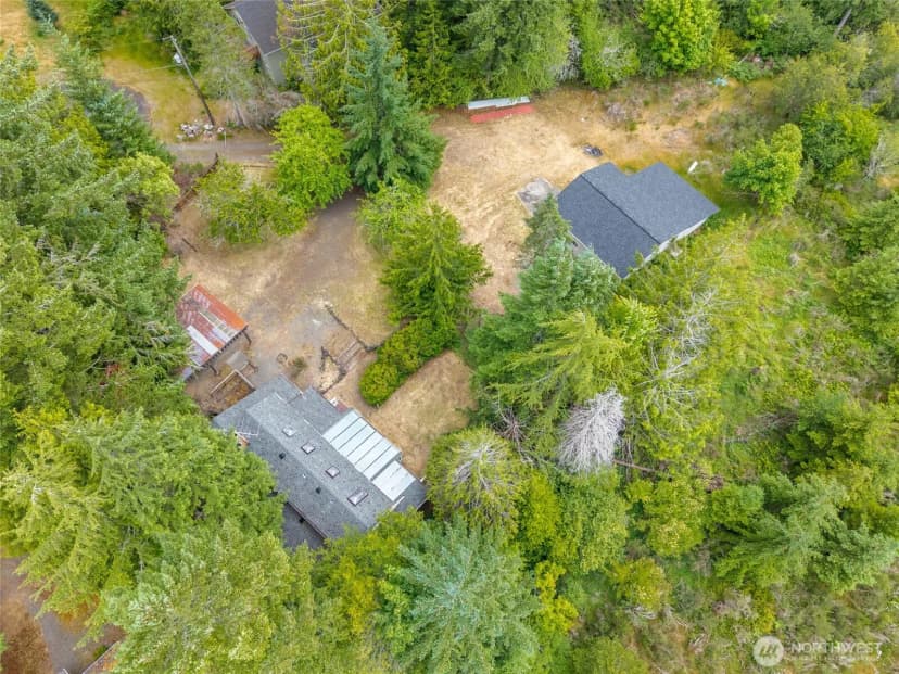 Property photo for 230 E Stavis Road, Shelton photo 32