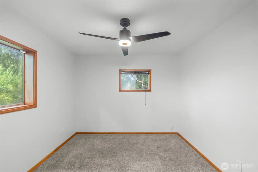 Property photo for 230 E Stavis Road, Shelton photo 15