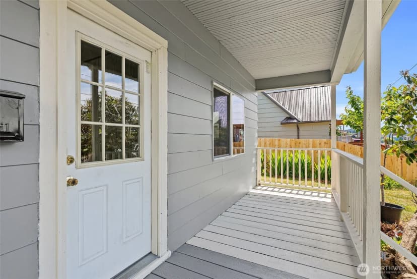 Property photo for 1211 Larch Street, Raymond photo 5