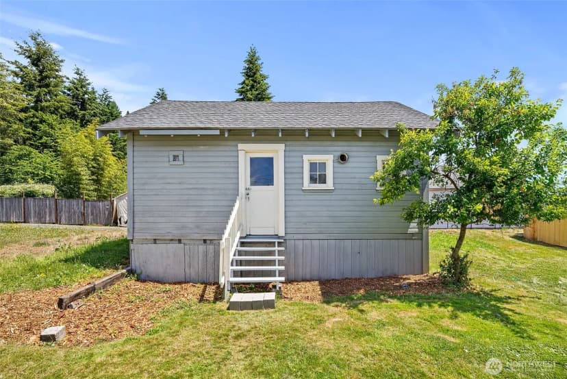 Property photo for 1211 Larch Street, Raymond photo 22