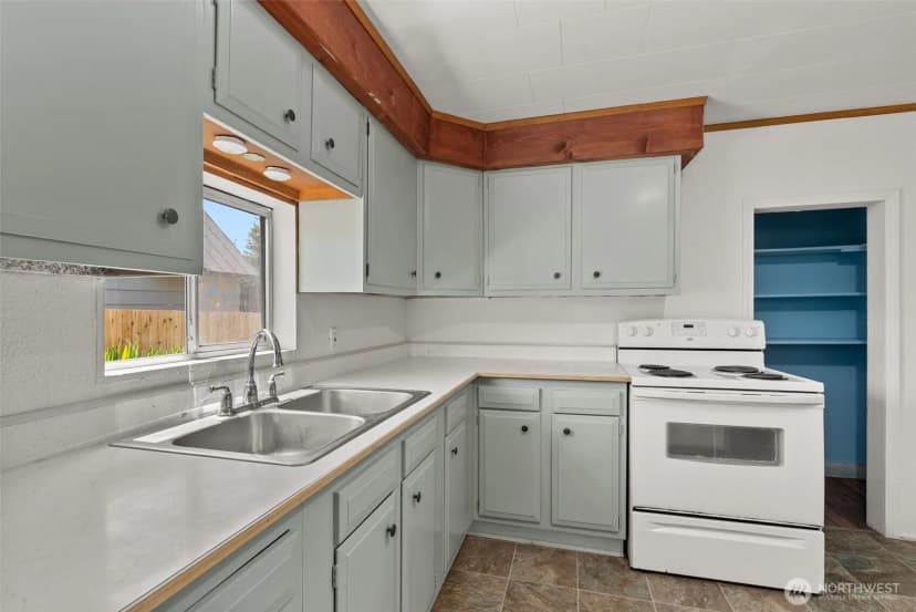 Property photo for 1211 Larch Street, Raymond photo 12