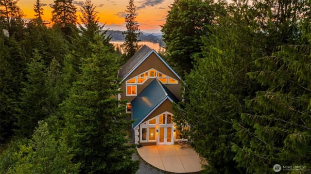 Property photo for 24015 Foxglove Lane, Mount Vernon