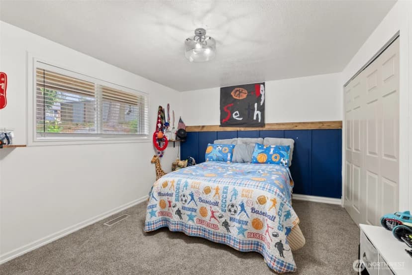 Property photo for 755 Elm Street, Raymond photo 22