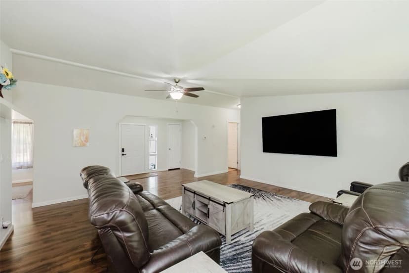 Property photo for 6754 E Missouri Street, Port Orchard photo 9