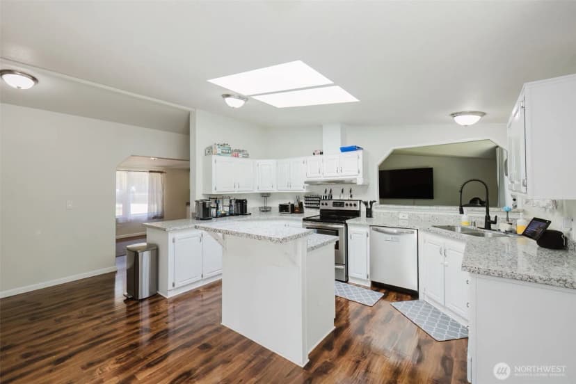 Property photo for 6754 E Missouri Street, Port Orchard photo 19