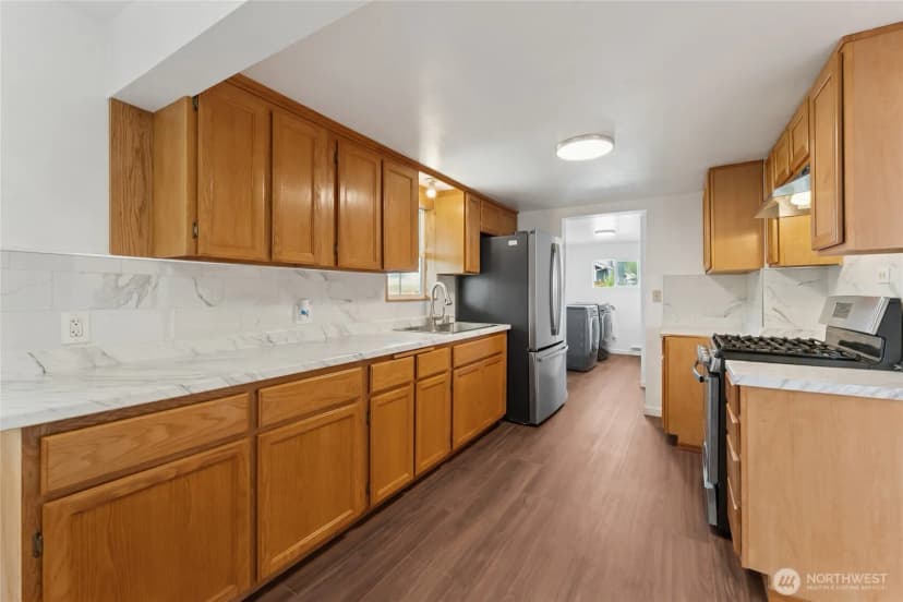 Property photo for 2117 S Ash Street, Tacoma photo 6