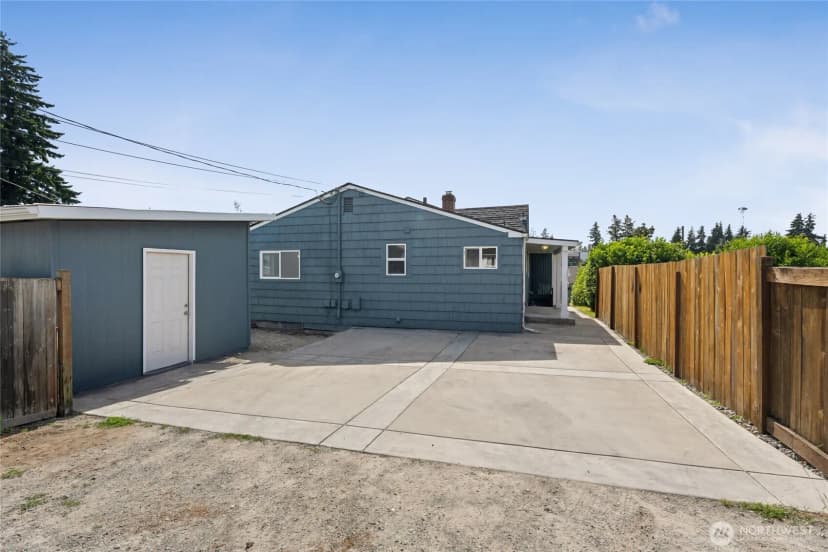 Property photo for 2117 S Ash Street, Tacoma photo 19