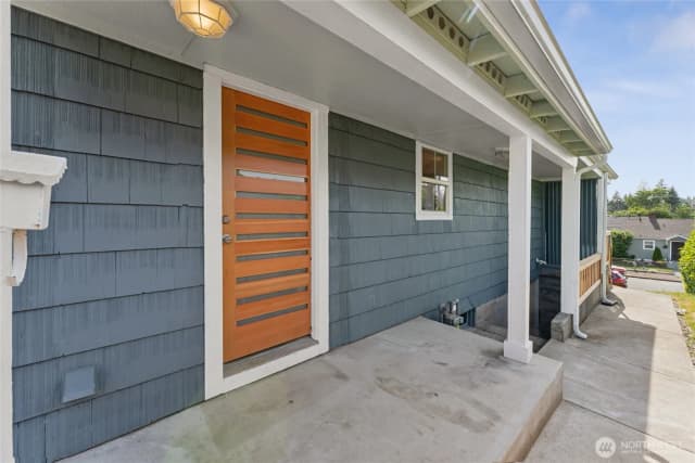 Property photo for 2117 S Ash Street, Tacoma photo 2