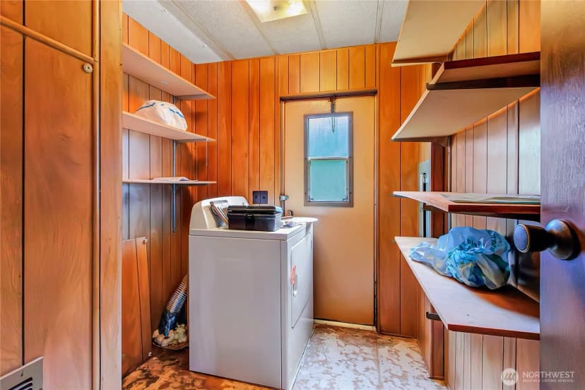 Property photo for 2071 E Johns Prairie Road, Shelton photo 15