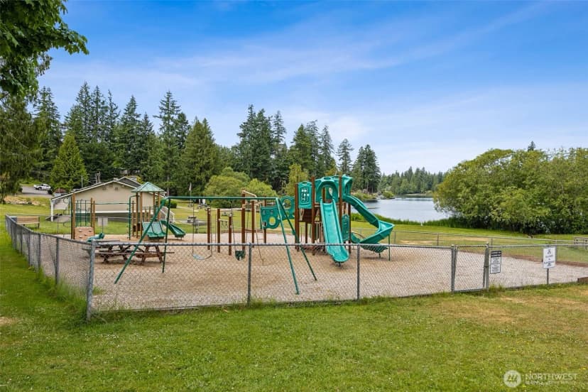 Property photo for 21831 Se 271st Place, Maple Valley photo 30