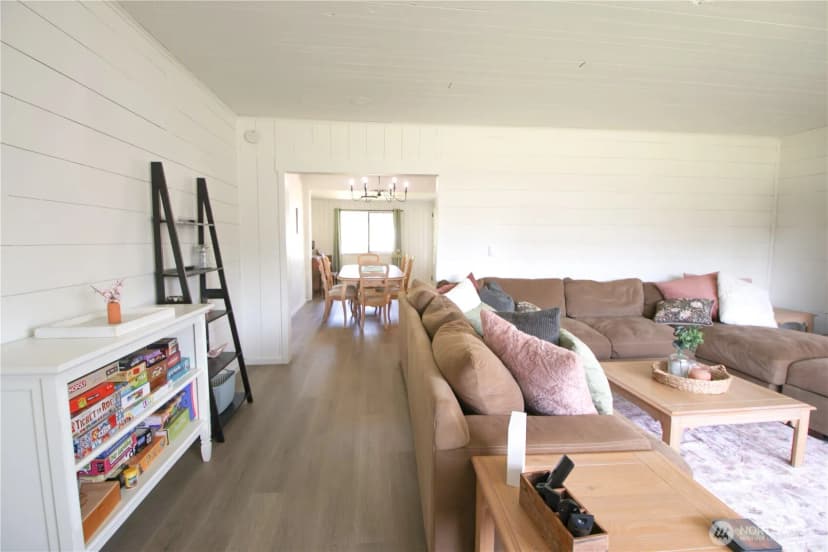 Property photo for 251 N 2nd Street N, Buckley photo 2