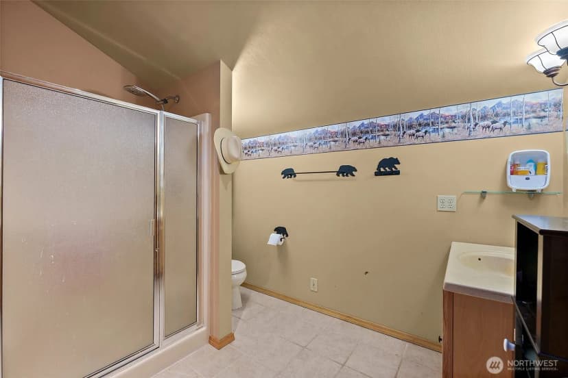Property photo for 33320 27th Avenue E, Roy photo 26