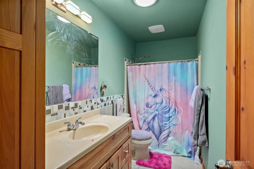 Property photo for 33320 27th Avenue E, Roy photo 20