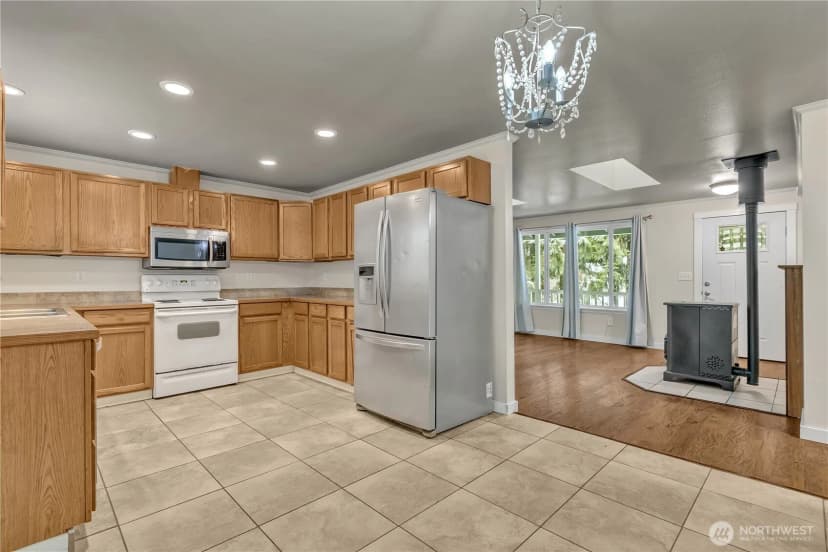 Property photo for 17538 Clear Lake Boulevard Se, Yelm photo 8