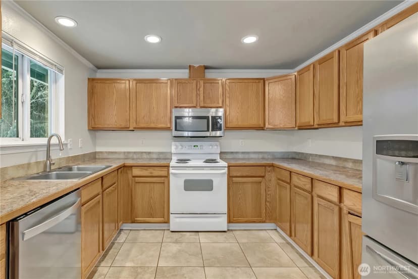 Property photo for 17538 Clear Lake Boulevard Se, Yelm photo 10